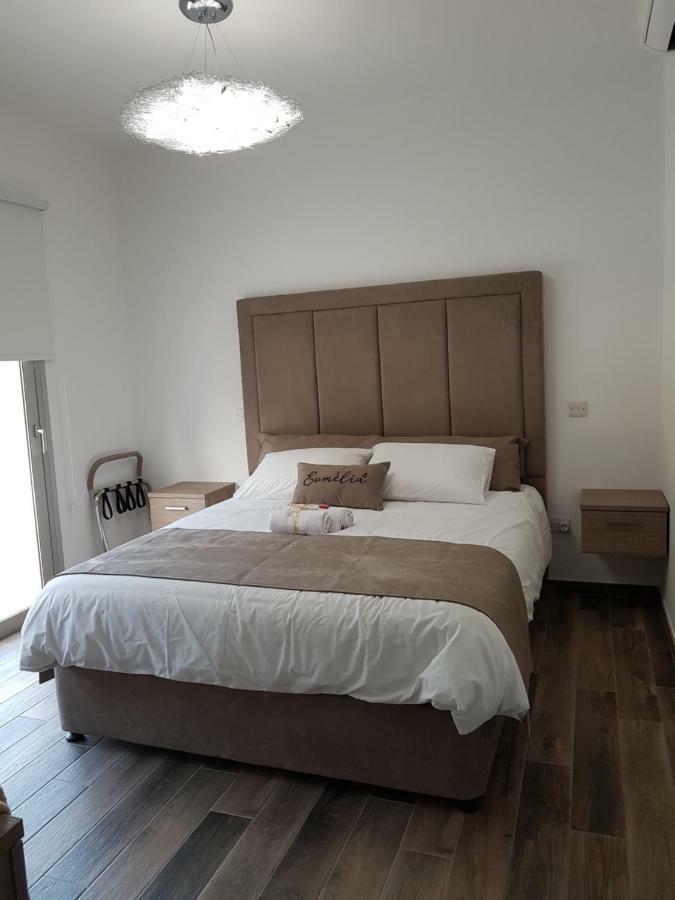 Evmelia Kakopetria Suites Bagian luar foto