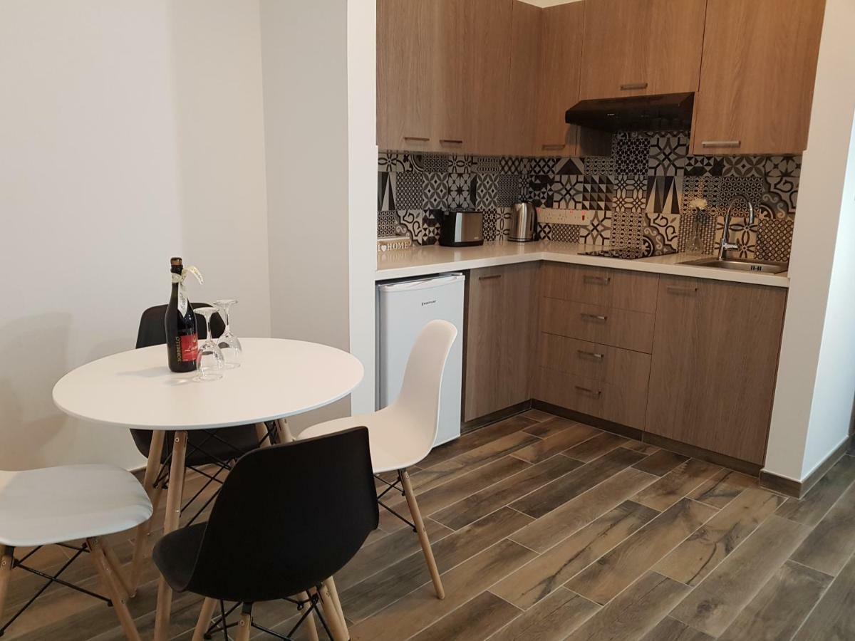 Evmelia Kakopetria Suites Bagian luar foto