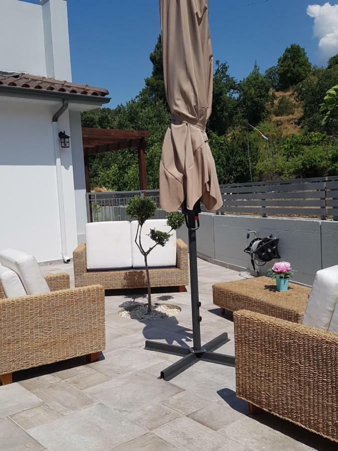 Evmelia Kakopetria Suites Bagian luar foto